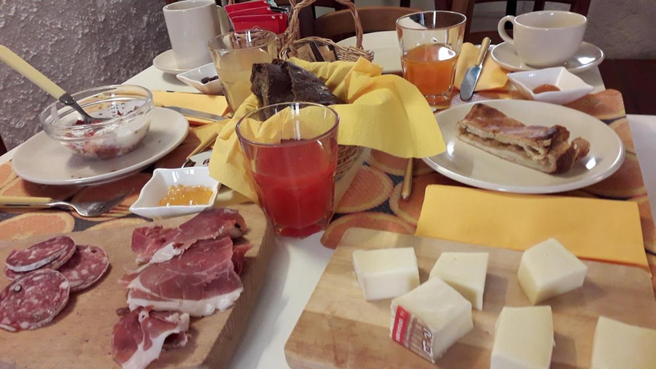 Casa Del Noce Hotel Rovereto  Eksteriør billede